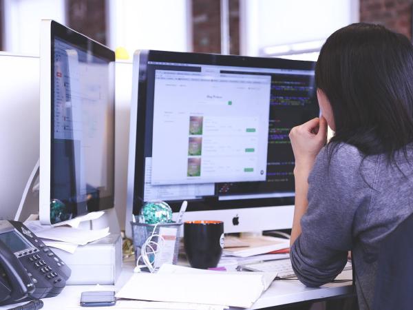 cover-getting-started-outsourced-web-development.jpg