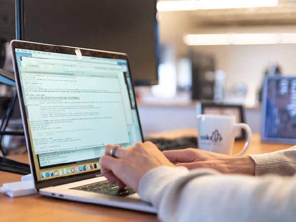 cover-development-patterns-vuejs-and-drf.jpg